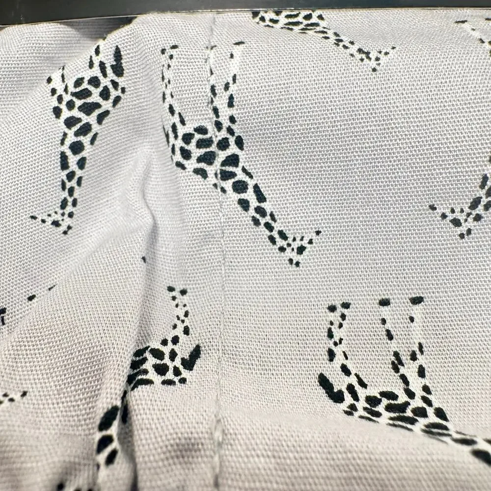 Banana Republic 2 Pairs Sz M Boxers NWT light gray with Giraffes